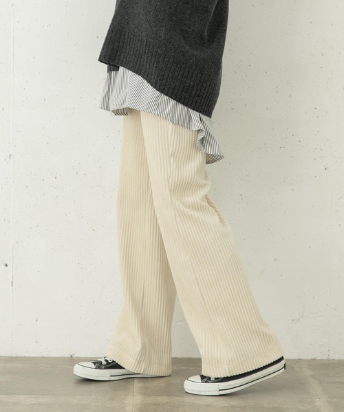 URBAN RESEARCH Sonny Label（アーバンリサーチサニーレーベル）の「『UR TECH』カットコーデュロイパンツ（その他パンツ・レディース・ブラック/ブラウン系その他/アイボリー・36/38）」の15枚目の写真