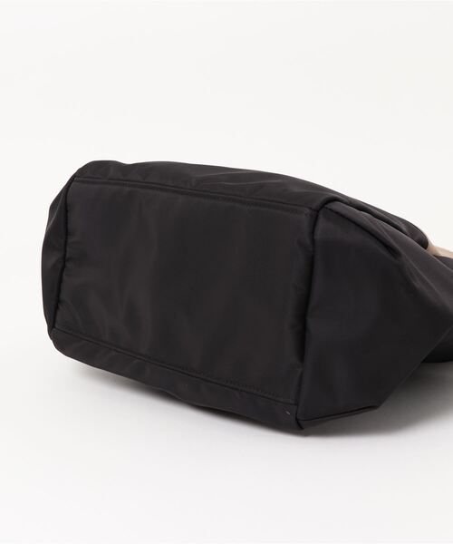 LUGG NAGG（ラグナグ）の「【adottona/アダット】ファスナー付きショルダーバッグ（ショルダーバッグ・レディース・ブラウン/ブラック/カーキ・FREE）」の5枚目の写真