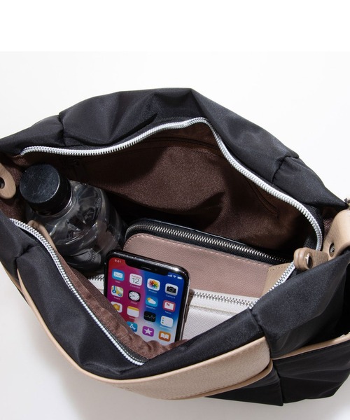 LUGG NAGG（ラグナグ）の「【adottona/アダット】ファスナー付きショルダーバッグ（ショルダーバッグ・レディース・ブラウン/ブラック/カーキ・FREE）」の11枚目の写真