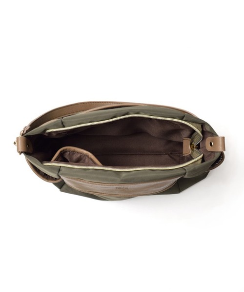 LUGG NAGG（ラグナグ）の「【adottona/アダット】ファスナー付きショルダーバッグ（ショルダーバッグ・レディース・ブラウン/ブラック/カーキ・FREE）」の20枚目の写真