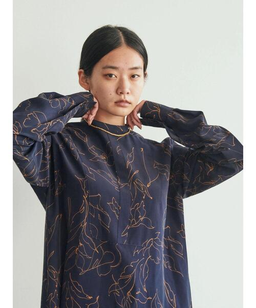 GARAGE OF GOOD CLOTHING(ガレージオブグッドクロージング)の「プリントヨークシャツ*(シャツ/ブラウス・レディース・ネイビー・FREE)」の22枚目の写真