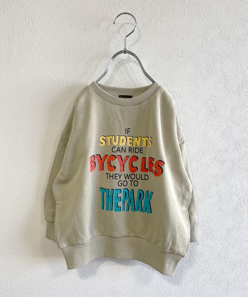 Life Support Products（ライフサポートプロダクツ）の「ロゴプリント裏毛ワイドトレーナー (80～150cm）（スウェット・キッズ・ブラック/ホワイト/ベージュ/グリーン/レッド/パープル/チャコール/マスタード/ブルー・80/90/95/100/110/120/130/140/150）」の4枚目の写真