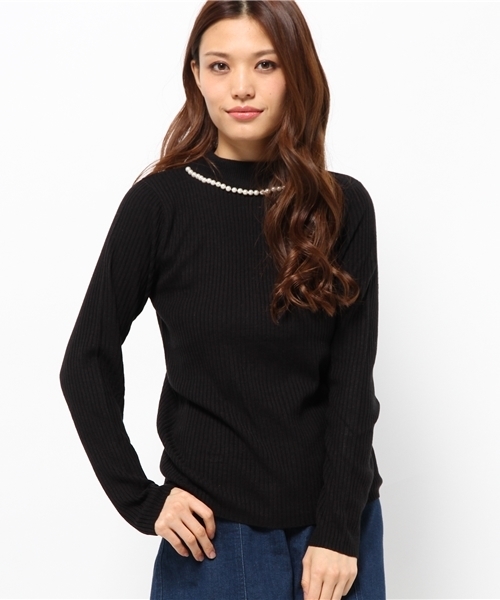 natural couture(ナチュラルクチュール)の「【natural couture NICE CLAUP】リブハイネックパールプルオーバーニット(ニット/セーター・レディース・オフホワイト/ボルドー/グリーン/ブラック/その他12/その他・FREE)」の3枚目の写真