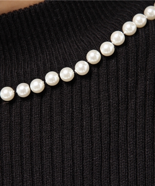 natural couture(ナチュラルクチュール)の「【natural couture NICE CLAUP】リブハイネックパールプルオーバーニット(ニット/セーター・レディース・オフホワイト/ボルドー/グリーン/ブラック/その他12/その他・FREE)」の12枚目の写真