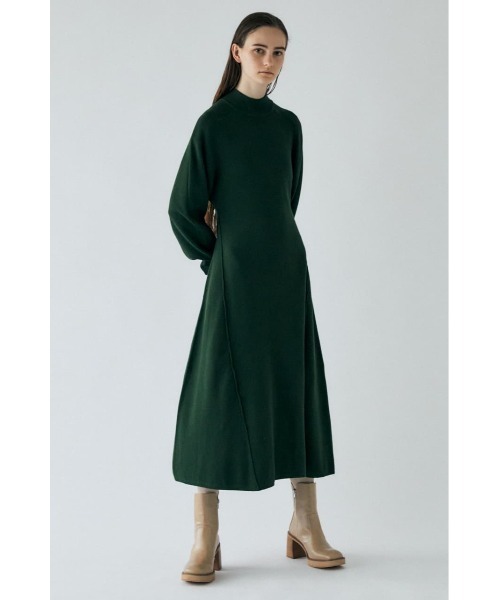 MOUSSY(マウジー)の「RAGLAN SLEEVE KNIT ドレス(ワンピース・レディース・ダークグリーン/アイボリー/ブラック・FREE)」の5枚目の写真
