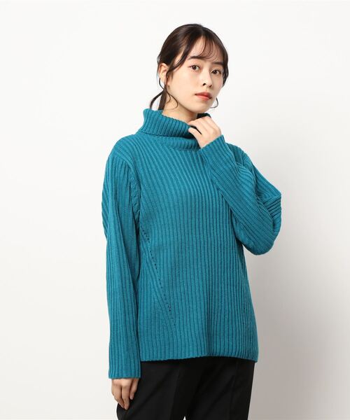 KOBE LETTUCE（コウベレタス）の「ゆったりタートルリブニットトップス[C5804]（ニット/セーター・レディース・テラコッタ/ダークブラウン/ターコイズブルー/ピンク系/ダークグリーン/ベージュ系・FREE）」の5枚目の写真