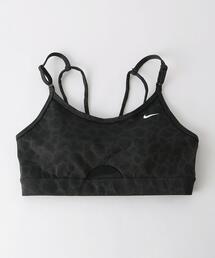 NIKE（ナイキ）の「＜NIKE(ナイキ)＞グリッターレオパードプリント スポーツブラ（スポーツブラ）」