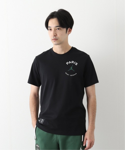JORDAN BRAND(ジョーダンブランド)の「【JORDAN × Paris Saint-Germain】ロゴ プリント Tシャツ(Tシャツ/カットソー・メンズ・ブラック・SMALL/MEDIUM/LARGE/X-LARGE/XX-LARGE)」の2枚目の写真
