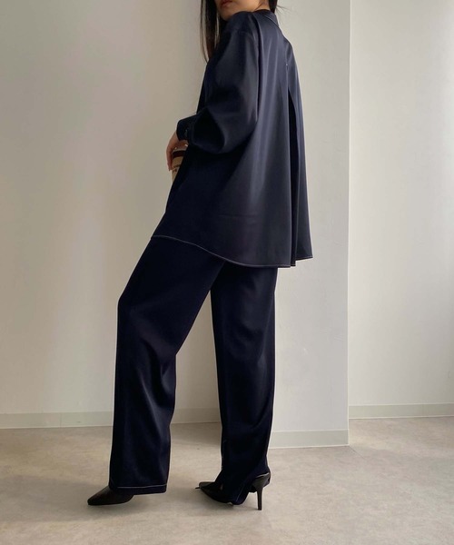 Avvenente（アベネンテ）の「【Avvenente】マットサテンパンツ（その他パンツ・レディース・ベージュ/ネイビー・FREE）」の17枚目の写真