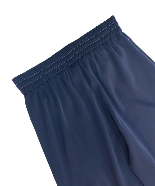 Avvenente（アベネンテ）の「【Avvenente】マットサテンパンツ（その他パンツ・レディース・ベージュ/ネイビー・FREE）」の4枚目の写真