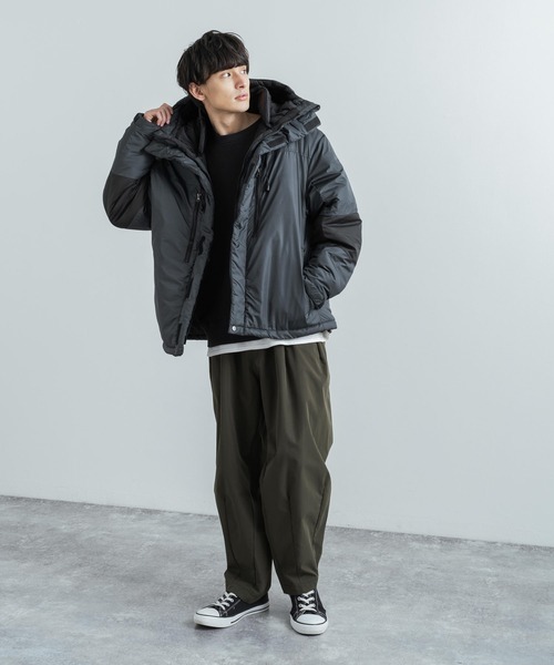 Rocky Monroe（ロッキーモンロー）の「オーバーサイズ 中綿フード付き2トーンカラー切り替えマウンテンパーカー（マウンテンパーカー・メンズ・ブラック/ベージュ/ネイビー/チャコールグレー/オリーブ・L/S/XL/M）」の8枚目の写真