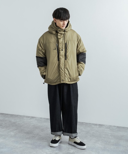 Rocky Monroe（ロッキーモンロー）の「オーバーサイズ 中綿フード付き2トーンカラー切り替えマウンテンパーカー（マウンテンパーカー・メンズ・ブラック/ベージュ/ネイビー/チャコールグレー/オリーブ・L/S/XL/M）」の9枚目の写真