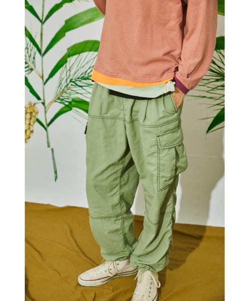 AlexanderLeeChang(アレキサンダーリーチャン)の「AlexanderLeeChang/アレキサンダーリーチャン NYLON CARGO PANTS ナイロン 変形(カーゴパンツ・メンズ・スカイブルー/ブラック/グレー・2/3)」の3枚目の写真