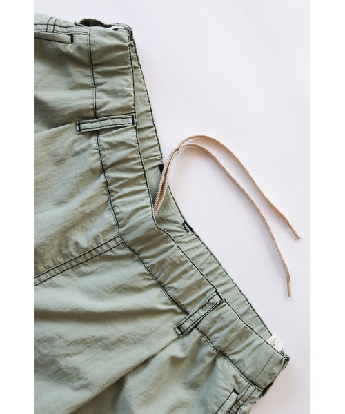 AlexanderLeeChang(アレキサンダーリーチャン)の「AlexanderLeeChang/アレキサンダーリーチャン NYLON CARGO PANTS ナイロン 変形(カーゴパンツ・メンズ・スカイブルー/ブラック/グレー・2/3)」の12枚目の写真