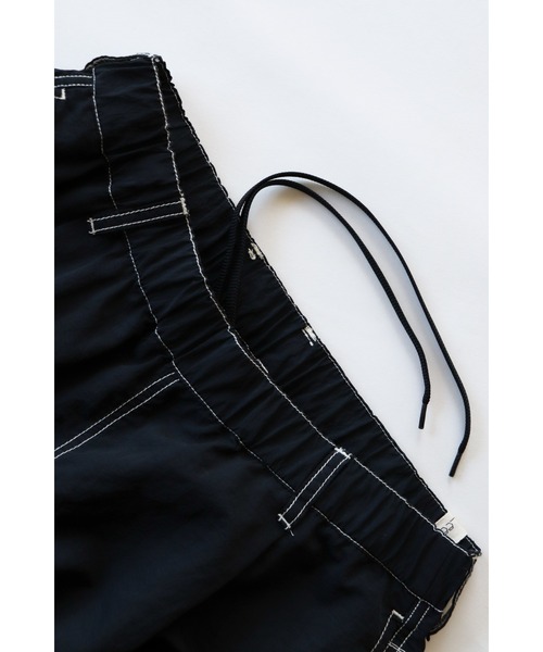AlexanderLeeChang(アレキサンダーリーチャン)の「AlexanderLeeChang/アレキサンダーリーチャン NYLON CARGO PANTS ナイロン 変形(カーゴパンツ・メンズ・スカイブルー/ブラック/グレー・2/3)」の9枚目の写真