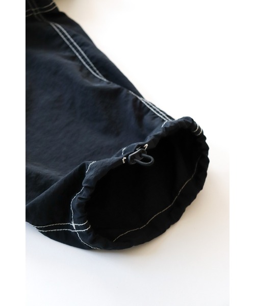 AlexanderLeeChang(アレキサンダーリーチャン)の「AlexanderLeeChang/アレキサンダーリーチャン NYLON CARGO PANTS ナイロン 変形(カーゴパンツ・メンズ・スカイブルー/ブラック/グレー・2/3)」の11枚目の写真