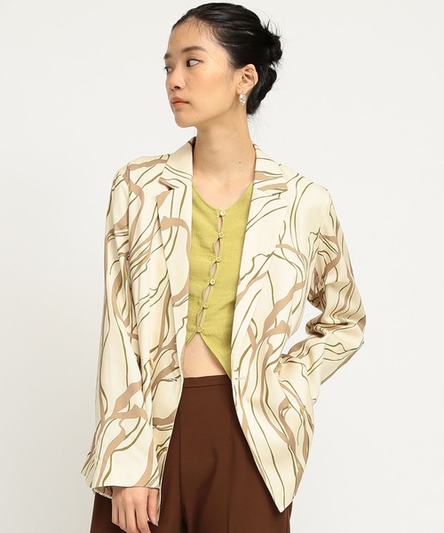 Ray BEAMS（レイビームス）の「Ray BEAMS / プリント 2ボタン ダブル ジャケット（テーラードジャケット・レディース・ダークブラウン/オフホワイト・1/0）」の13枚目の写真