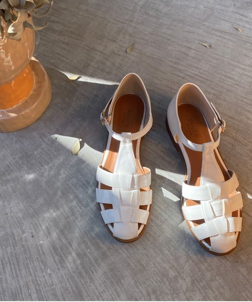 Doux archives（ドゥアルシーヴ）の「グルカサンダル（サンダル・レディース・ホワイト/ブラック・23.5cm/24.5cm）」の2枚目の写真