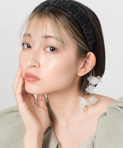 LAYMEE（レイミー）の「Winnel hairband / ウィンネルヘアバンド（ヘアバンド・レディース・ブラック/ベージュ/ブラウン/カーキ・FREE）」の14枚目の写真