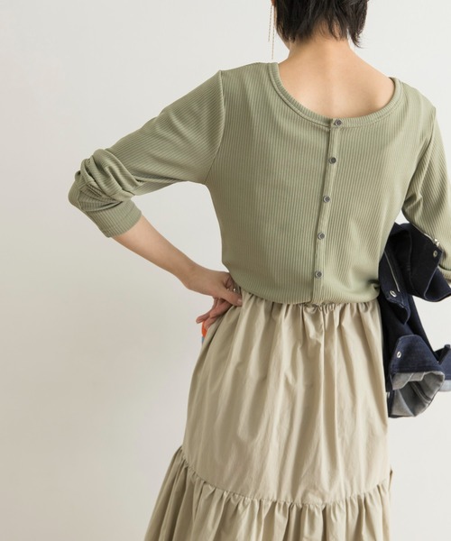 URBAN RESEARCH（アーバンリサーチ）の「ティアードスカートドッキングワンピース（ワンピース・レディース・ブラック/グリーン系その他・36/38）」の15枚目の写真