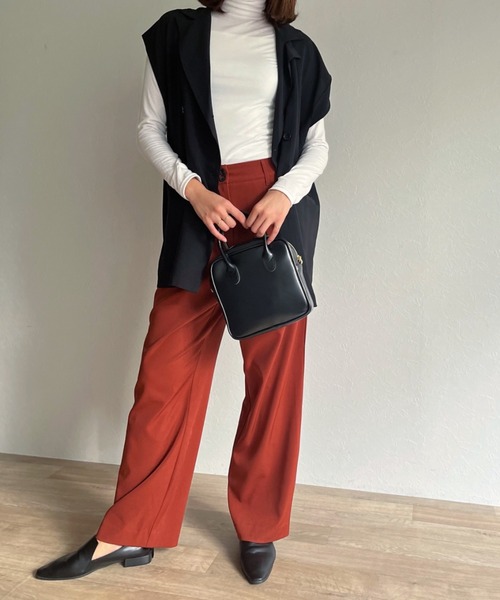 ISOOK（アイスー）の「【ZOZOTOWN限定】Square mini boston / スクエアミニボストン（ハンドバッグ・レディース・ブラック/アイボリー/バーガンディー・FREE）」の9枚目の写真