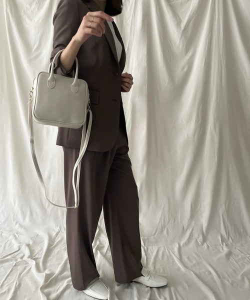 ISOOK（アイスー）の「【ZOZOTOWN限定】Square mini boston / スクエアミニボストン（ハンドバッグ・レディース・ブラック/アイボリー/バーガンディー・FREE）」の21枚目の写真