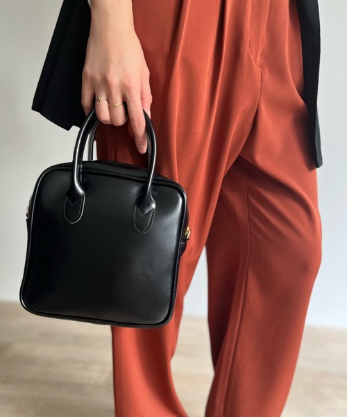 ISOOK（アイスー）の「【ZOZOTOWN限定】Square mini boston / スクエアミニボストン（ハンドバッグ・レディース・ブラック/アイボリー/バーガンディー・FREE）」の12枚目の写真