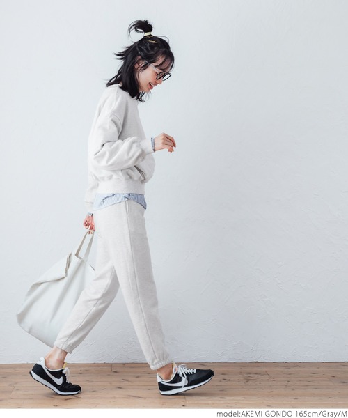 coca(coca)(コカ)の「春クロップドスウェット(スウェット・レディース・ブラック/グレー/イエロー・L/M)」の5枚目の写真