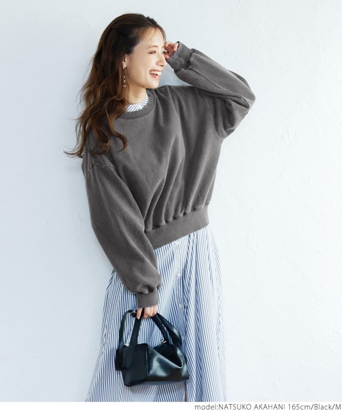 coca(coca)(コカ)の「春クロップドスウェット(スウェット・レディース・ブラック/グレー/イエロー・L/M)」の18枚目の写真