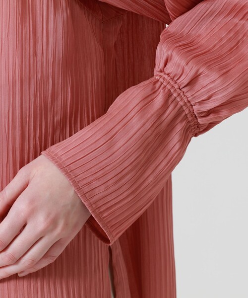 LOVELESS（ラブレス）の「楊柳 ハイネック ブラウス（シャツ/ブラウス・レディース・オフホワイト/ライトイエロー/ピンク系その他2・36）」の10枚目の写真