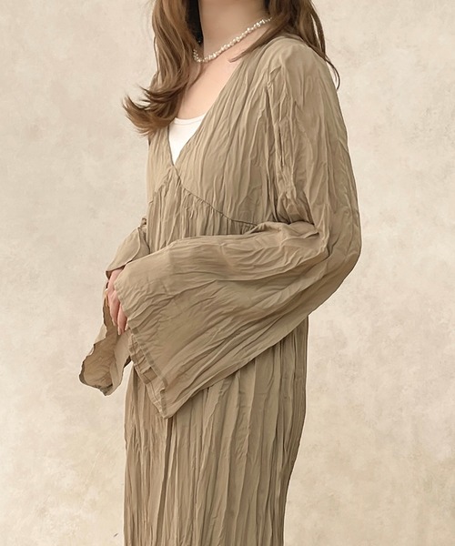 apres jour clair（アプレジュールクレア）の「【apresjour clair】フレアスリーブクリンクルワンピース【ZOZOTOWN限定アイテム】（ワンピース・レディース・アイボリー/モカ・X-LARGE/フリー）」の14枚目の写真