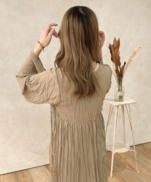 apres jour clair（アプレジュールクレア）の「【apresjour clair】フレアスリーブクリンクルワンピース【ZOZOTOWN限定アイテム】（ワンピース・レディース・アイボリー/モカ・X-LARGE/フリー）」の16枚目の写真