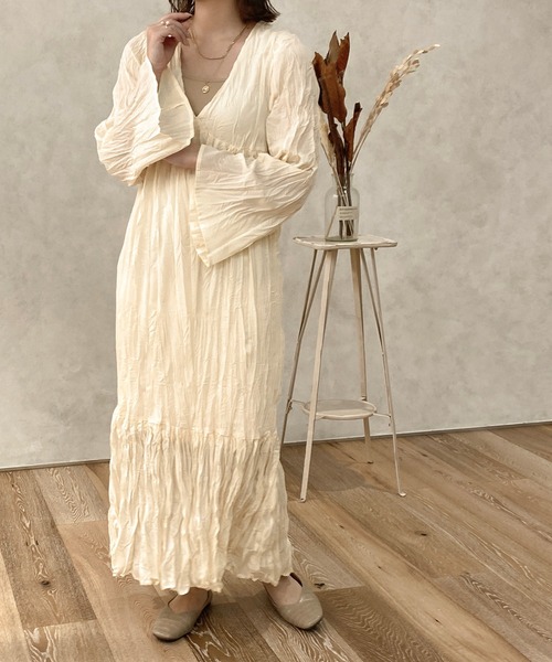 apres jour clair（アプレジュールクレア）の「【apresjour clair】フレアスリーブクリンクルワンピース【ZOZOTOWN限定アイテム】（ワンピース・レディース・アイボリー/モカ・X-LARGE/フリー）」の6枚目の写真