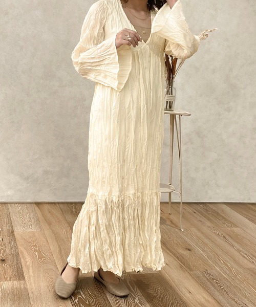 apres jour clair（アプレジュールクレア）の「【apresjour clair】フレアスリーブクリンクルワンピース【ZOZOTOWN限定アイテム】（ワンピース・レディース・アイボリー/モカ・X-LARGE/フリー）」の7枚目の写真