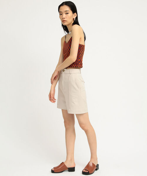 Ray BEAMS（レイビームス）の「Ray BEAMS / ピンタック ショートパンツ（その他パンツ・レディース・ダークブラウン/ベージュ・0/1）」の4枚目の写真