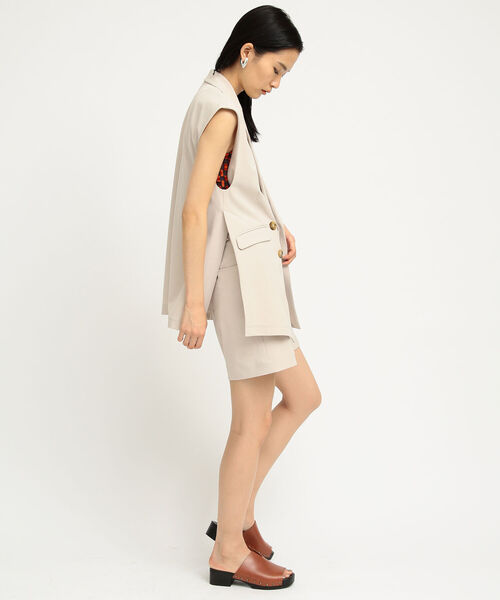 Ray BEAMS（レイビームス）の「Ray BEAMS / ピンタック ショートパンツ（その他パンツ・レディース・ダークブラウン/ベージュ・0/1）」の5枚目の写真