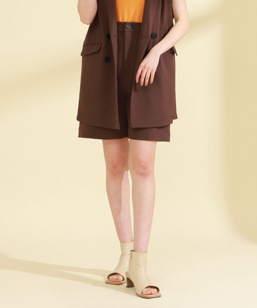 Ray BEAMS（レイビームス）の「Ray BEAMS / ピンタック ショートパンツ（その他パンツ・レディース・ダークブラウン/ベージュ・0/1）」の8枚目の写真