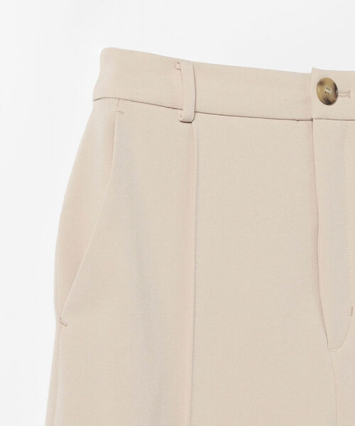 Ray BEAMS（レイビームス）の「Ray BEAMS / ピンタック ショートパンツ（その他パンツ・レディース・ダークブラウン/ベージュ・0/1）」の11枚目の写真