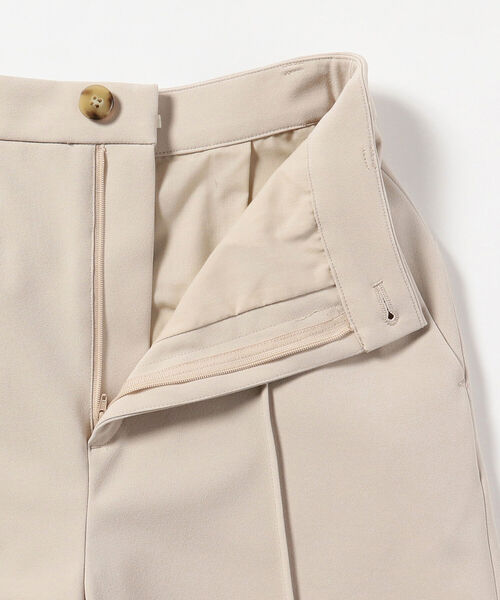 Ray BEAMS（レイビームス）の「Ray BEAMS / ピンタック ショートパンツ（その他パンツ・レディース・ダークブラウン/ベージュ・0/1）」の12枚目の写真