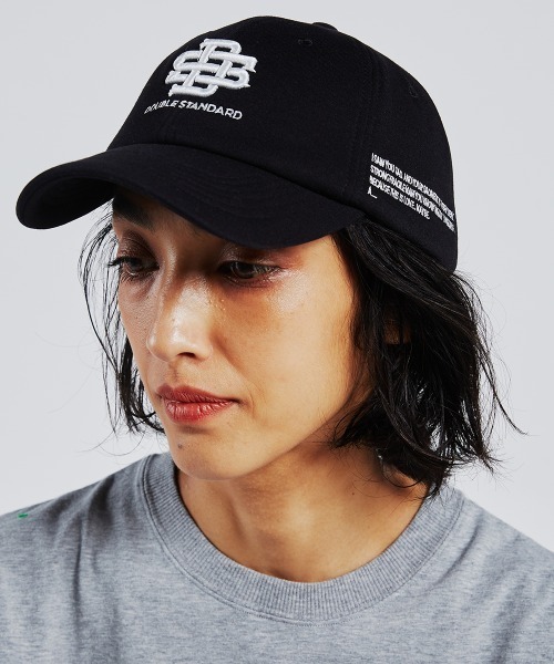 DOUBLE STANDARD CLOTHING(ダブルスタンダードクロージング)の「ロゴ刺繍ダンボールキャップ(キャップ・レディース・オフホワイト/ベージュ/ミント/グリーン/ブラック・FREE)」の3枚目の写真