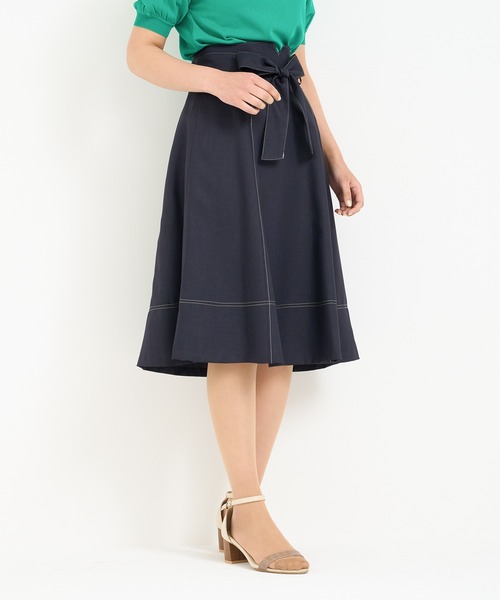 TRUDEA(トルディア)の「共ベルトステッチハギフレアスカート(スカート・レディース・ネイビー/ブルー・SMALL/MEDIUM)」の7枚目の写真