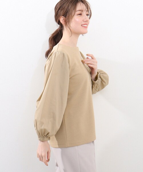 DRESKIP（ドレスキップ）の「◆異素材ボリューム袖プルオーバー（Tシャツ/カットソー・レディース・ブラック/オフホワイト/グリーン/サンドベージュ・04/03/02）」の12枚目の写真