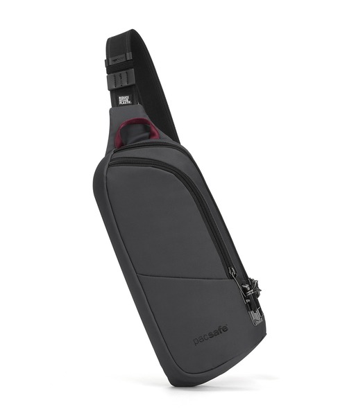 pacsafe(パックセーフ)の「pacsafe/パックセーフ V Action Sling/V アクションスリング(ショルダーバッグ・メンズ・タン/ブラック/グレー・FREE)」の2枚目の写真