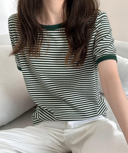 everycoco(エブリーココ)の「バイカラーリブボーダーニット(Tシャツ/カットソー・レディース・ブラック/オレンジ/グリーン・FREE)」の3枚目の写真