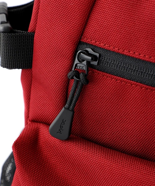 X-girl（エックスガール）の「定番｜OVAL LOGO BACKPACK/オーバルロゴ　バッグパック/リュック（バックパック/リュック・レディース・バーガンディー/ブラック・ONE SIZE）」の11枚目の写真