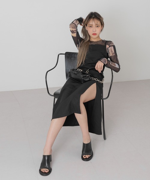 FOLLOWIN（フォロウィン）の「[FLW MADE]フロントスリットシャーリングロングワンピース（ワンピース・レディース・ブラック/グレー/カーキ/ブルー・FREE）」の16枚目の写真