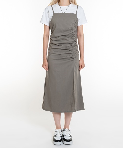 FOLLOWIN（フォロウィン）の「[FLW MADE]フロントスリットシャーリングロングワンピース（ワンピース・レディース・ブラック/グレー/カーキ/ブルー・FREE）」の12枚目の写真