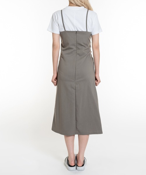 FOLLOWIN（フォロウィン）の「[FLW MADE]フロントスリットシャーリングロングワンピース（ワンピース・レディース・ブラック/グレー/カーキ/ブルー・FREE）」の8枚目の写真