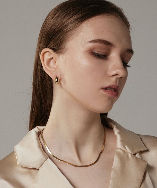 CENE（セネ）の「【CENE】セネ/ スムースピアス（ピアス（両耳用）・レディース・シルバー/ゴールド・FREE）」の3枚目の写真