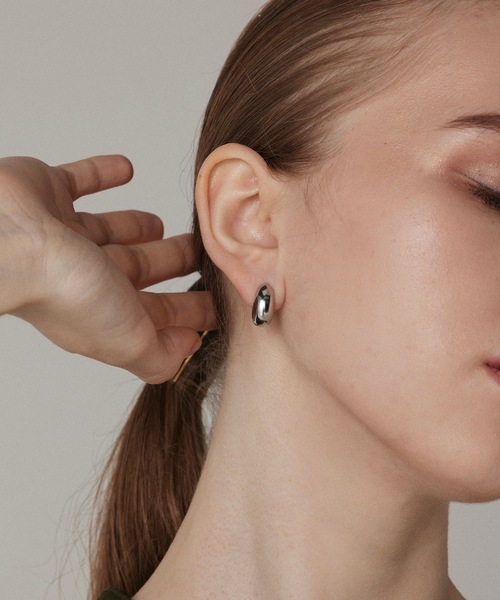 CENE（セネ）の「【CENE】セネ/ スムースピアス（ピアス（両耳用）・レディース・シルバー/ゴールド・FREE）」の13枚目の写真